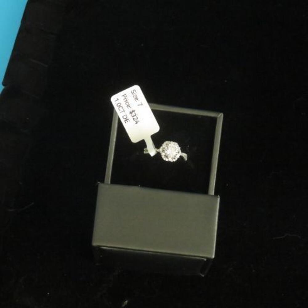 925 Sterling Silver Moissanite Halo Ring 3A CZ Center Size 7 Stamped NWT